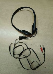 Wired headphones with mic and mouse