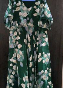 Set Of 8 Kurtis With 3 Freebies.