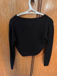 zudio Black V-Neck Crop Sweater