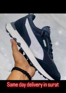 Puma Sneakers