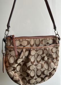 RARE VINTAGE COACH BAG 💗