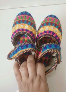 👧 Multicolored Mojdi for Girls (1–2 Years)