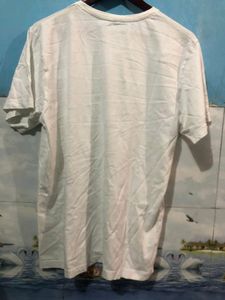 WHITE TSHIRT