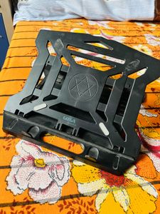 Gigza Laptop/Macbook Stand
