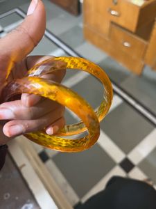 Stylish Amber Bangle Set