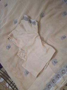 Pure Georgette Saree With Blouse