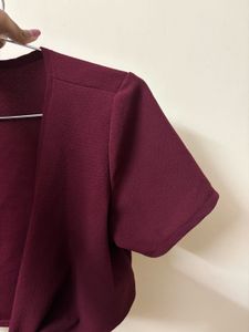 Burgundy tie Crop Top