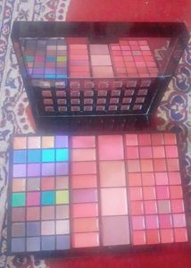 Makeup Palette Set