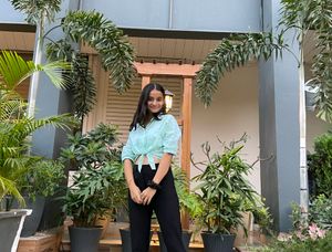 Crop Shirt With Knot