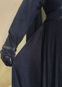 Dubai Important Abaya U.A.E