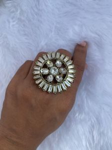 Statement Ring with Crystals