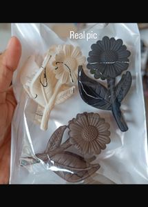 Flower hair clips- Set of 3