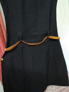 Chic Black Dress
