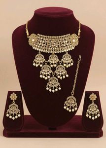Elegant Gold-toned Jewelry Set
