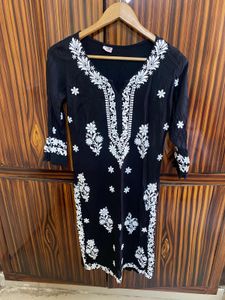 Elegant Black Embroidered Kurta set