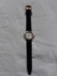 (1995) D'SIGNER ANTIQUE ANALOG WATCH.