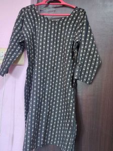 Striped Black Kurta XL size