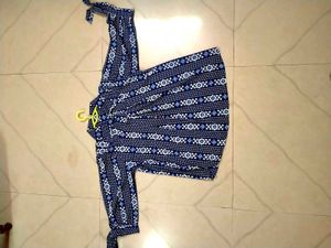 Blue and White Patterned Jeans Top  👕