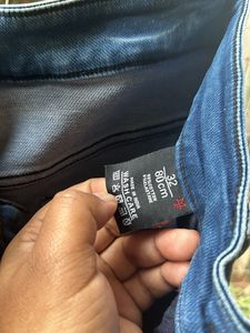 MUFTI brand classic blue Jeans Size 32 Stretchable