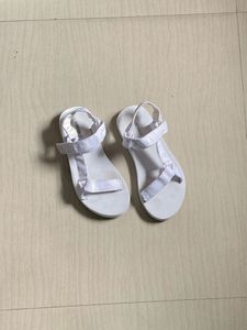 Forever 21 White Sandals