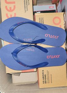 JEETLO BRANDED SLIPPER