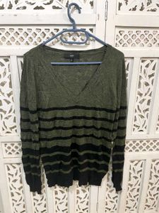 🎀Mossimo Olive Striped Top E