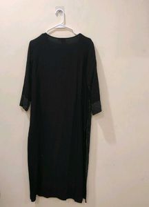 Neerus Elegant Black Embroidered Kurta