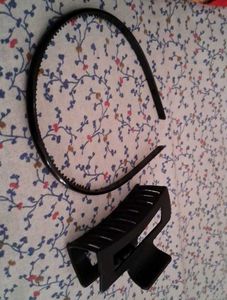 Set Of 2 Matte Finish ClawClip and Glossy Hairband