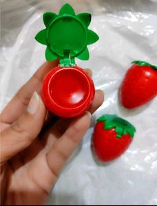Strawberry Lipbalm