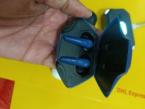 pack of 4 gaming earbuds all are perfect peace