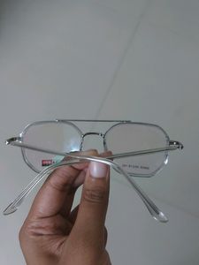 Specs / Eyeglasses Without Power