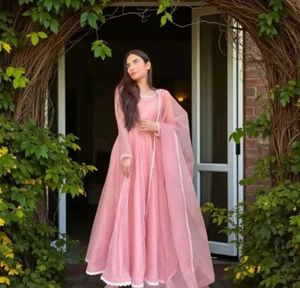 Elegant Pink Kurta Set