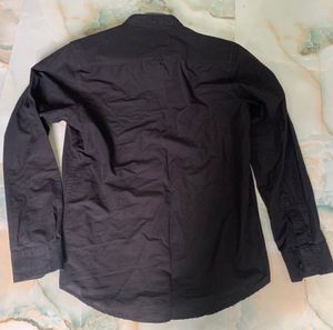 Men’s Black chinese collar Shirt ( Size L )