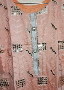 Women&#39;s Pink Ethnic Motif Embroidered Chiffon Suit