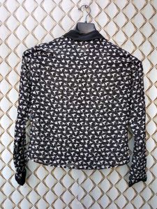 New With Tag Korean Crop Star Bow Shirt