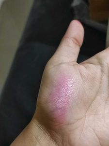 Colour Change Lipstick