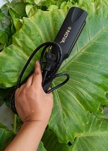 Nova Ceramic Hair Straightner