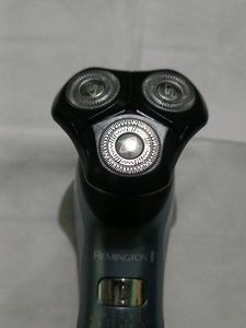 Remington Hyper Flex Series XR1330 Rotary Shaver