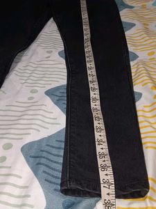 Levi&#39;s 710 Super Skinny Black Jeans