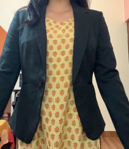 Sale ❗️‼️H&amp;M Dark Green Stylish Blazer