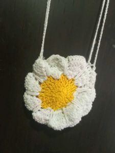 Daisy Sling Bag