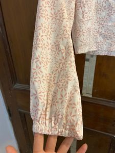 Floral Pullover Blouse