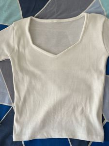 Cute White Long Sleeve Crop Top
