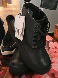 Black Ankle Boots size 32 euro