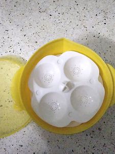 Microwave Idli Maker 2 Layer With Lid Totally New