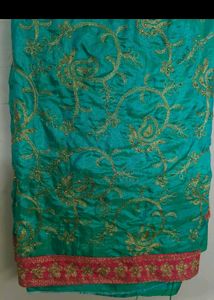 Sarees And Clips