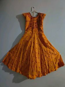 Elegant Embroidered Anarkali Kurta M size