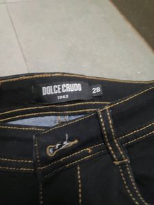 Black Skinny Jeans