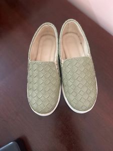 Slip In Shoe Pre Loved