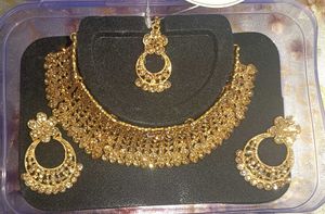 Golden Necklace Jwellery Ser